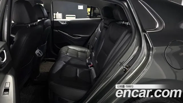 Hyundai Ioniq 5 — фото 26