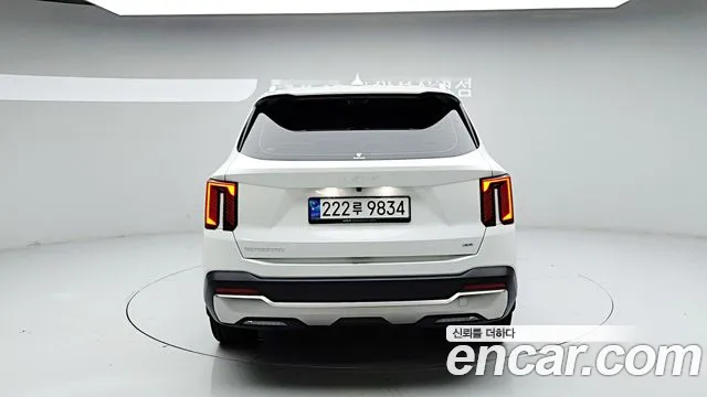 Kia Sorento — фото 5