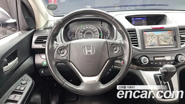 Honda CR-V — фото 10