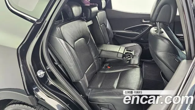 Hyundai Santa Fe — фото 11