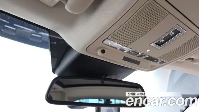 Land Rover Range Rover Evoque — фото 19