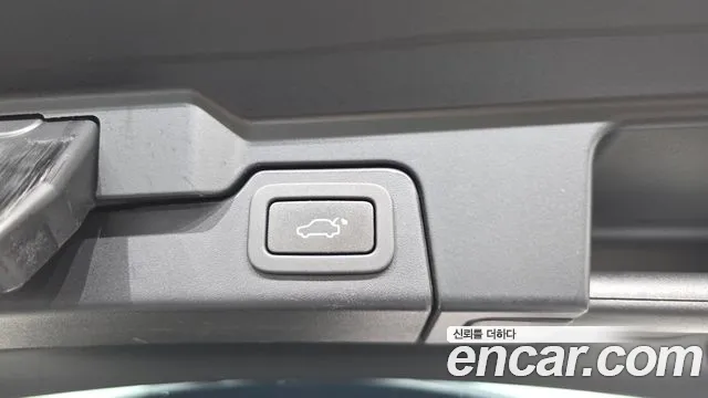 Land Rover Range Rover Evoque — фото 28