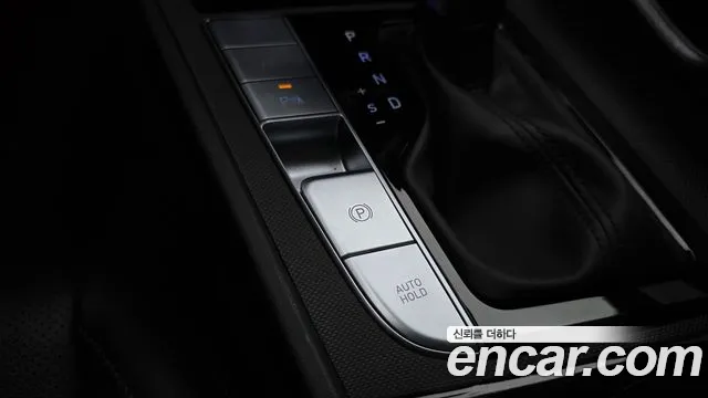 Hyundai Avante — фото 12