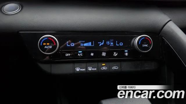 Hyundai Avante — фото 19