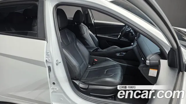 Hyundai Avante — фото 26