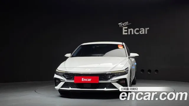 Hyundai Avante — фото 3