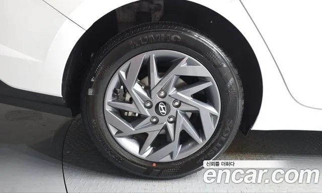 Hyundai Avante — фото 5