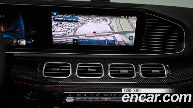 Mercedes-Benz GLE-Class — фото 12