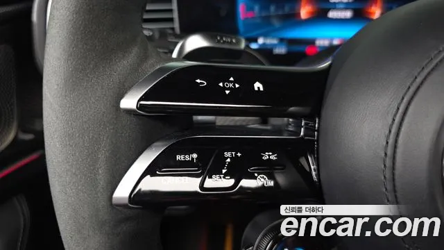 Mercedes-Benz GLE-Class — фото 15