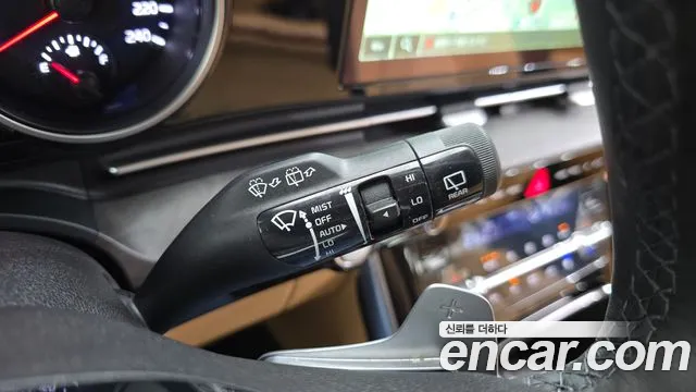 Kia Carnival — фото 20