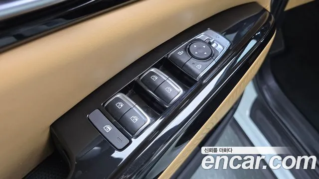 Kia Carnival — фото 28