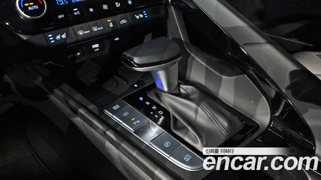 Hyundai Avante — фото 9