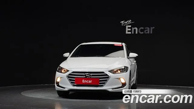 Hyundai Avante — фото 2