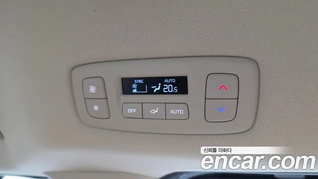 Kia Carnival — фото 29