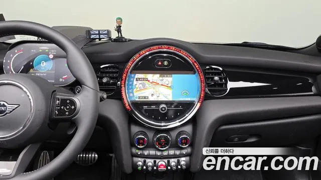 Mini Cooper Convertible — фото 14