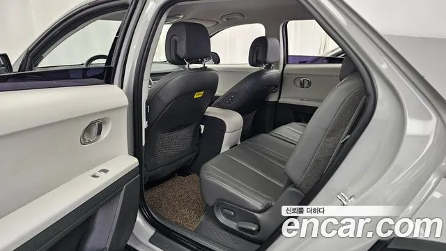Hyundai Ioniq 5 — фото 12