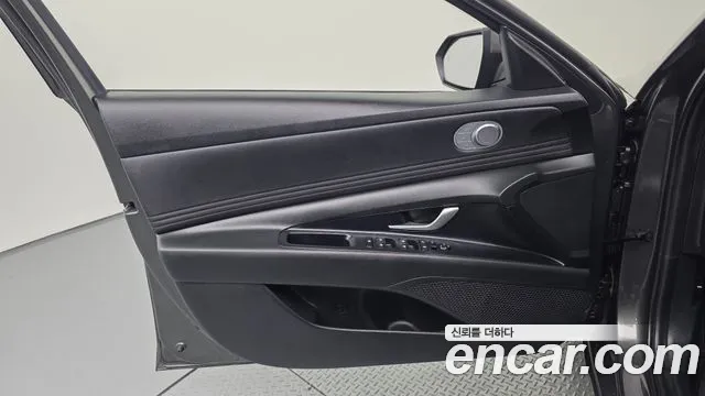 Hyundai Avante — фото 24