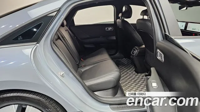 Hyundai Ioniq 6 — фото 11