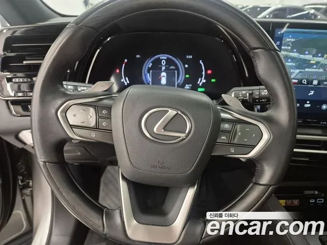 Lexus RX — фото 15