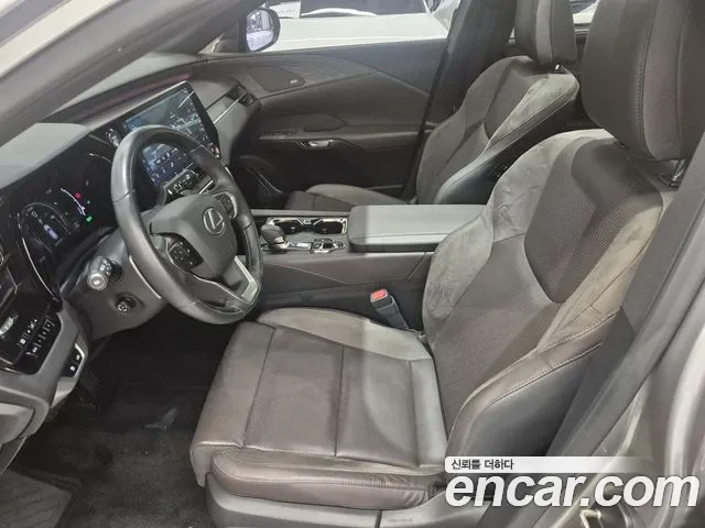 Lexus RX — фото 10
