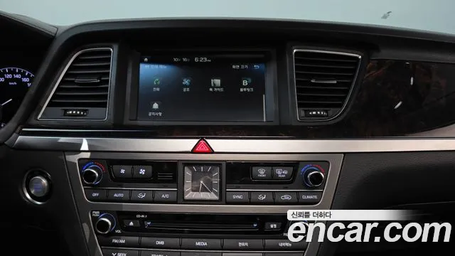 Hyundai Genesis — фото 13