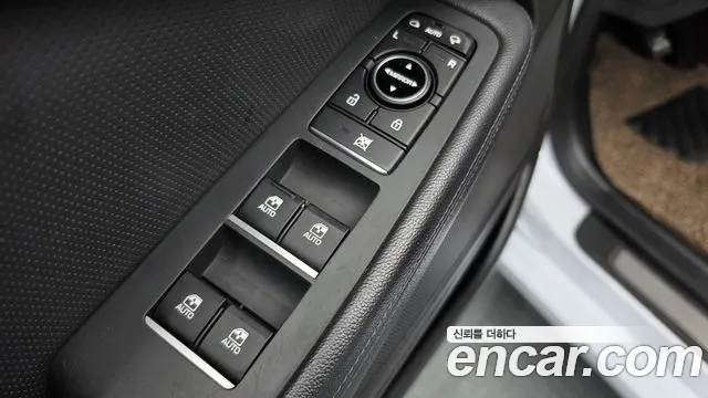 Hyundai Genesis — фото 33