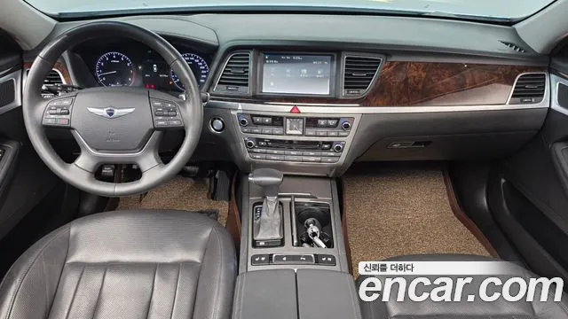 Hyundai Genesis — фото 7