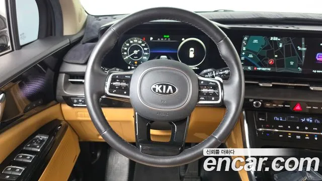 Kia Carnival — фото 13
