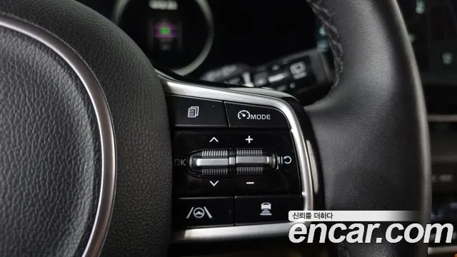 Kia Carnival — фото 15