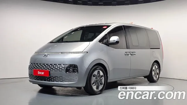 Hyundai Staria — фото 1