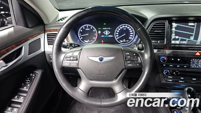 Hyundai Genesis — фото 13