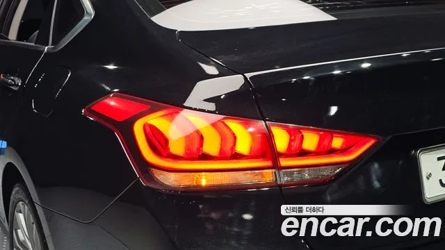 Hyundai Genesis — фото 23