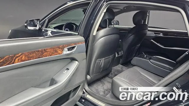 Hyundai Genesis — фото 27