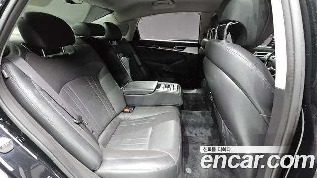 Hyundai Genesis — фото 29