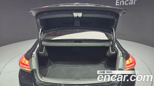 Hyundai Genesis — фото 30