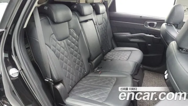 Kia Sorento — фото 15
