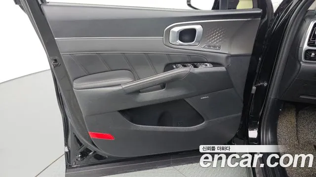 Kia Sorento — фото 24