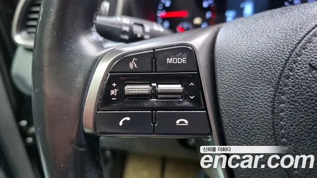 Kia Sorento — фото 16