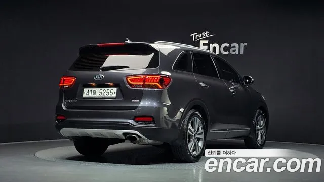 Kia Sorento — фото 2