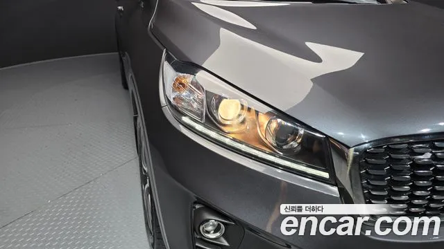 Kia Sorento — фото 22