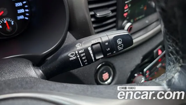 Kia Sorento — фото 29