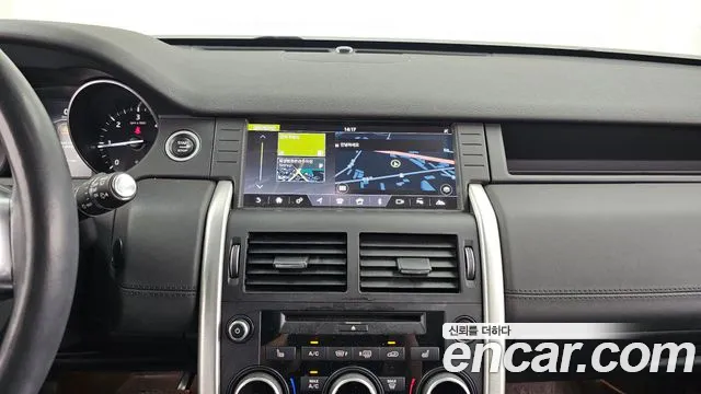 Land Rover Discovery Sport — фото 14