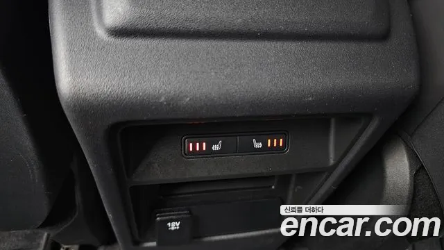 Land Rover Discovery Sport — фото 19