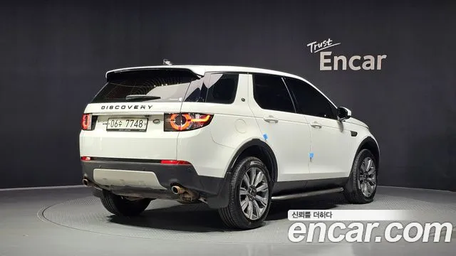 Land Rover Discovery Sport — фото 2