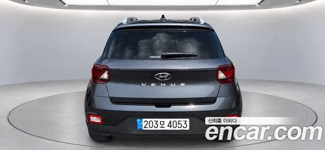 Hyundai Venue — фото 7