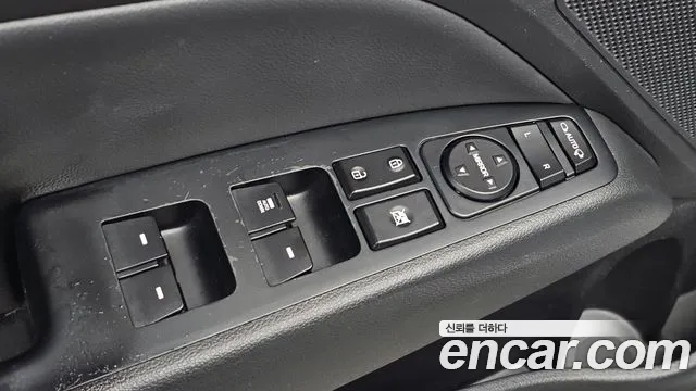 Hyundai Avante — фото 13