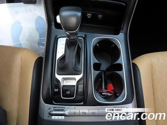 Kia Carnival — фото 11