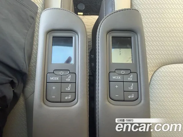 Kia Carnival — фото 14