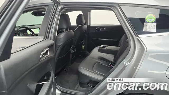 Kia Sportage — фото 11