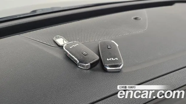 Kia Sportage — фото 15